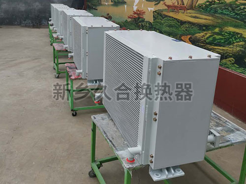 旋轉(zhuǎn)叉車用液壓油散熱器