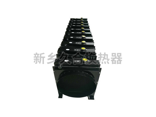 小型挖掘機(jī)水箱散熱器